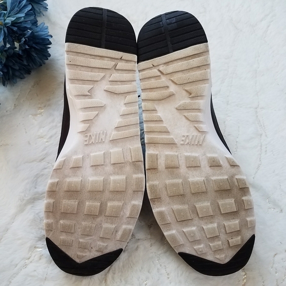 Nike Air Max Thea Knit Sneakers - Picture 2 of 10